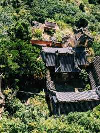 中國雲南大理著名景點：雞足山前簷崆峒山觀音閣禪寺，適合打卡拍照📸