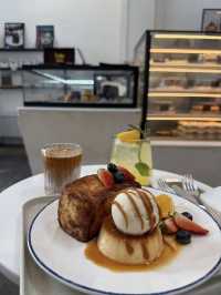 Sweet Moments at ROOF Pudding and Cafe