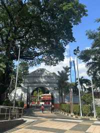 How to get the best of the adrenaline rush and relaxing calm of Kuala Lumpur at the same time?!