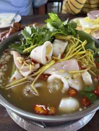 ร้านริมเขื่อนมินิ อาหารทะเลสด อร่อย ไม่แพง!!