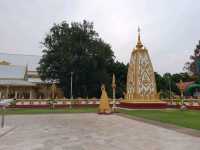 วัดพระธาตุหนองบัว ความสวยงามในอุบลราชธานี