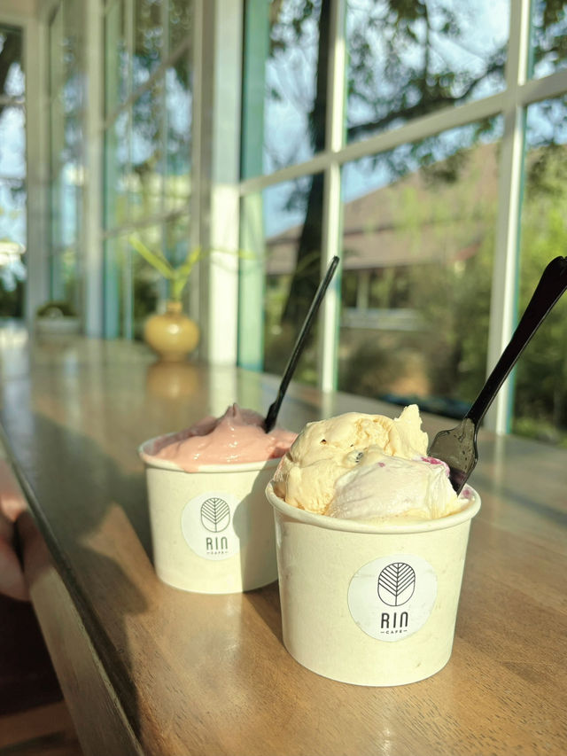 Rin cafe คาเฟ่สวยๆบรรยากาศในสวน ที่นครนายก