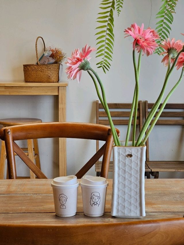 Brother and Sister cafe | เพชรบุรี