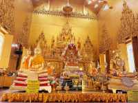 พระอุโบสถสีทอง วัดปากน้ำโจ้โล้ บางประกง