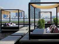 Minimalist Centara Watergate Pavilion Hotel