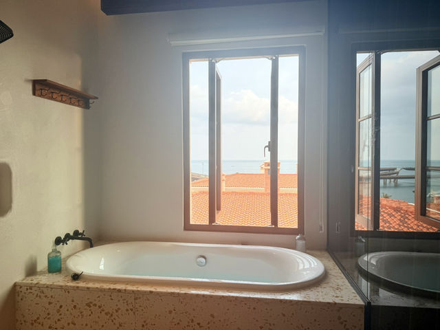 Lotus Home – Phú Quốc’s Seaside Secret with a View