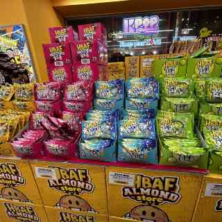 does daiso sell pokemon cards (Korean) Pokmon TCG: Stellar Miracle Booster Box