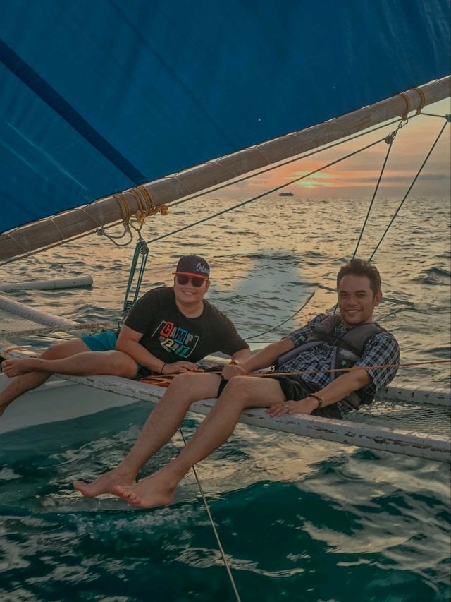 White Sands & Azure Dreams: A Boracay Adventure