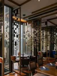 🏙️ Hotel Indigo Bangkok – Where Culture Meets Chic Comfort!