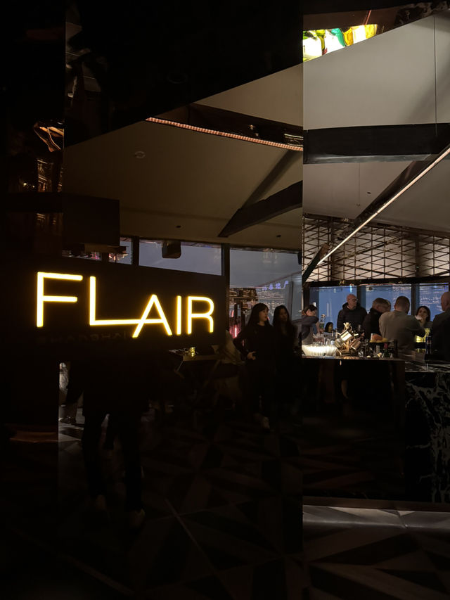 🌃 상하이에서 가장 분위기 있는 루프탑 바 Flair 🌃 상하이에서 가장 분위기 있는 루프탑 바 Flair