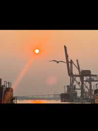 🌇 Chasing Sunsets & Feeding Birds at Botataung Jetty