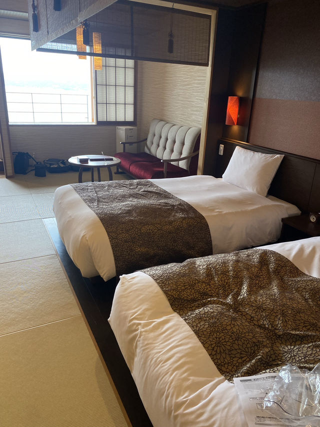🏯 加賀屋別邸 松乃碧（まつのみどり）｜和倉温泉・七尾湾を望む“大人の美術館ホテル”
