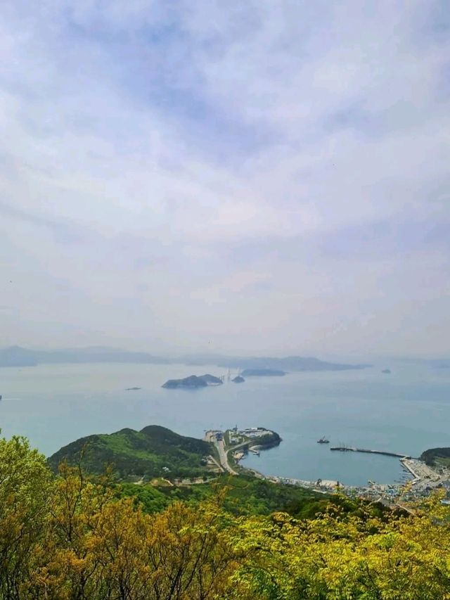 Gadeokdo Yeondae Peak
