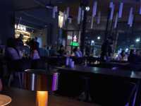 ร้าน มานิต Manit restaurant & Bar
