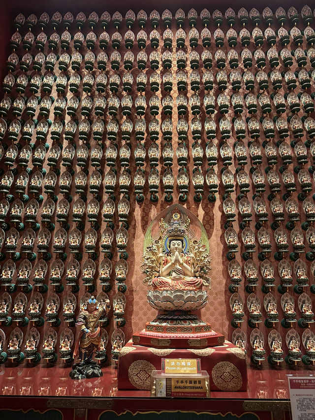 Exploring the Buddha Tooth Relic Temple – A Cultural Gem in the Heart of Singapore