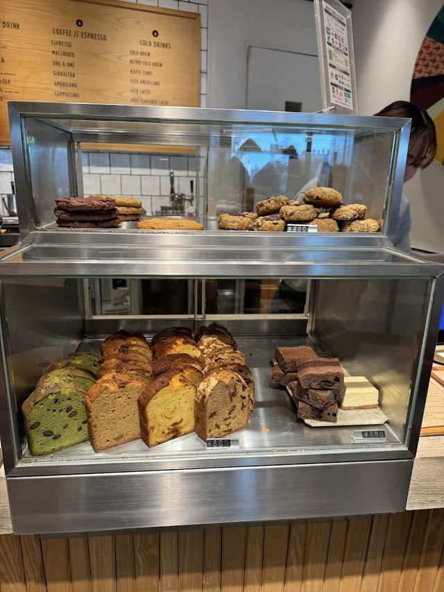 VERVE COFFEE ROASTERS NEWoMan Shinjuku, California Cool Meets Tokyo Precision 
