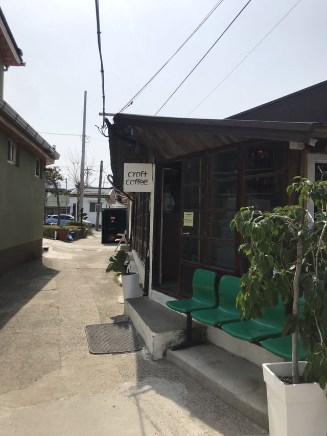커피 싫어하는 사람도 사랑하게 만드는 마법같은곳