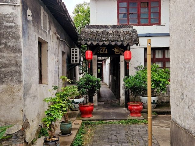 When I entered this Ancient Water Town, I instantly fell in love in it
