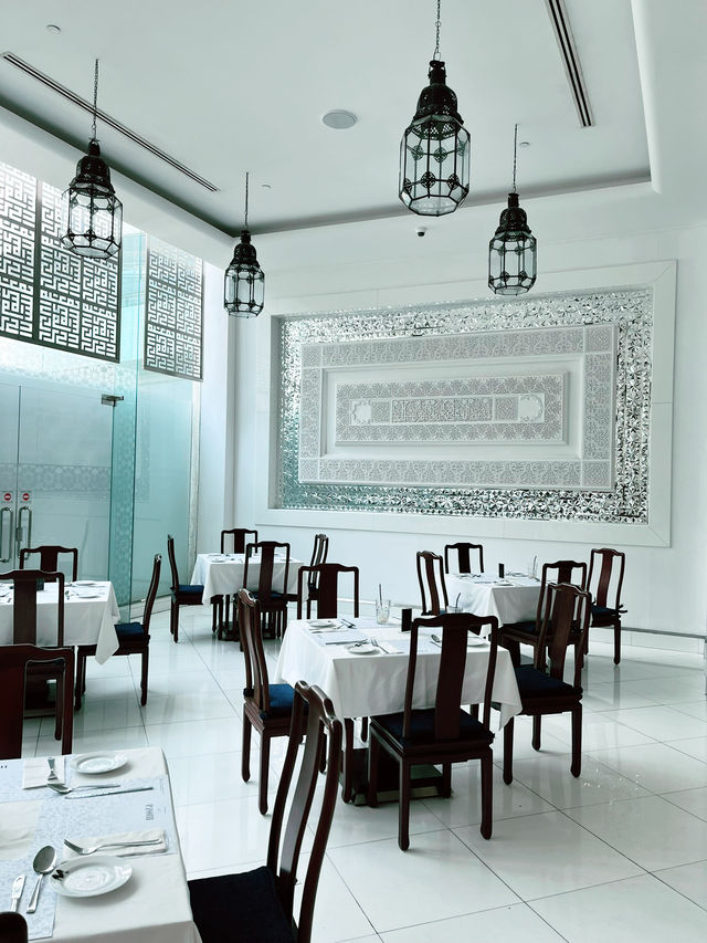 Moza Restaurant: A Luxurious Arabic Dining Experience