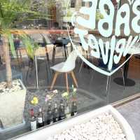 Hi babe cafe 