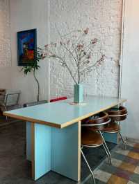 Café NUTA is a small