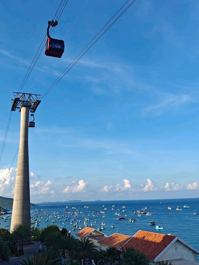 Roma Hotel Phuquoc โรงแรมที่เห็นพลุ