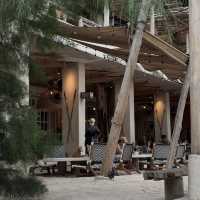 Glass House BOHO – บีชคาเฟ่โบฮีเมียนสุดฮิต 