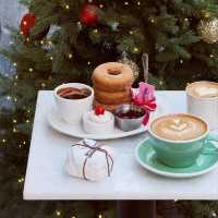 Queensberry Donut House