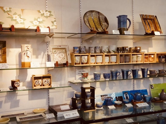 Mashiko (益子) – A Potter’s Paradise in Tochigi** 🏺🔥  