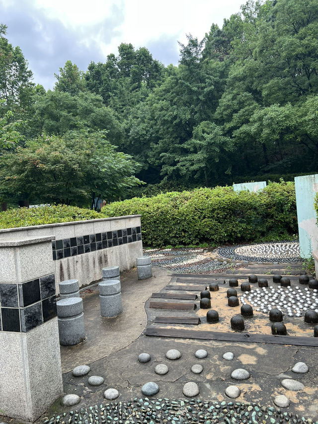 공원의 어린이 놀이터