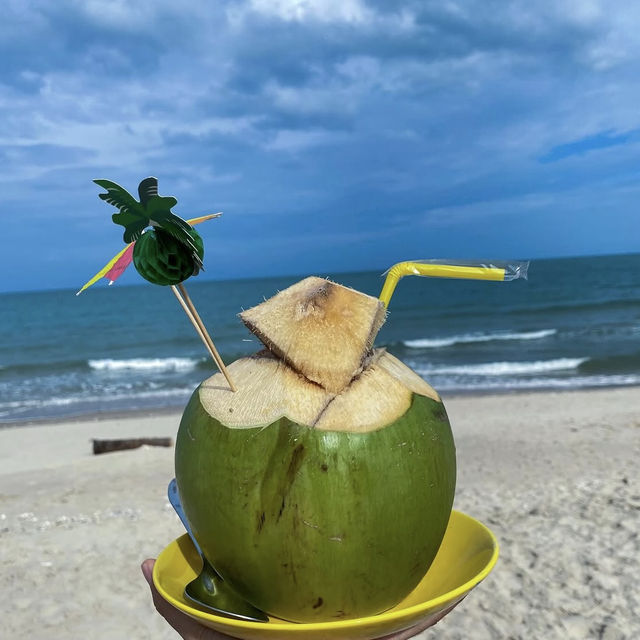 海辺で“映え”が止まらない！MORE THAN Beach & Cafeで極上チルタイム🇹🇭