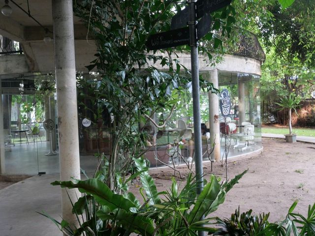 หน้ามนขนมหวานคาเฟ่ - บางแสน