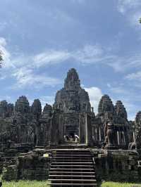 🛕 Bayon Temple — The Stone Faces of an Empire