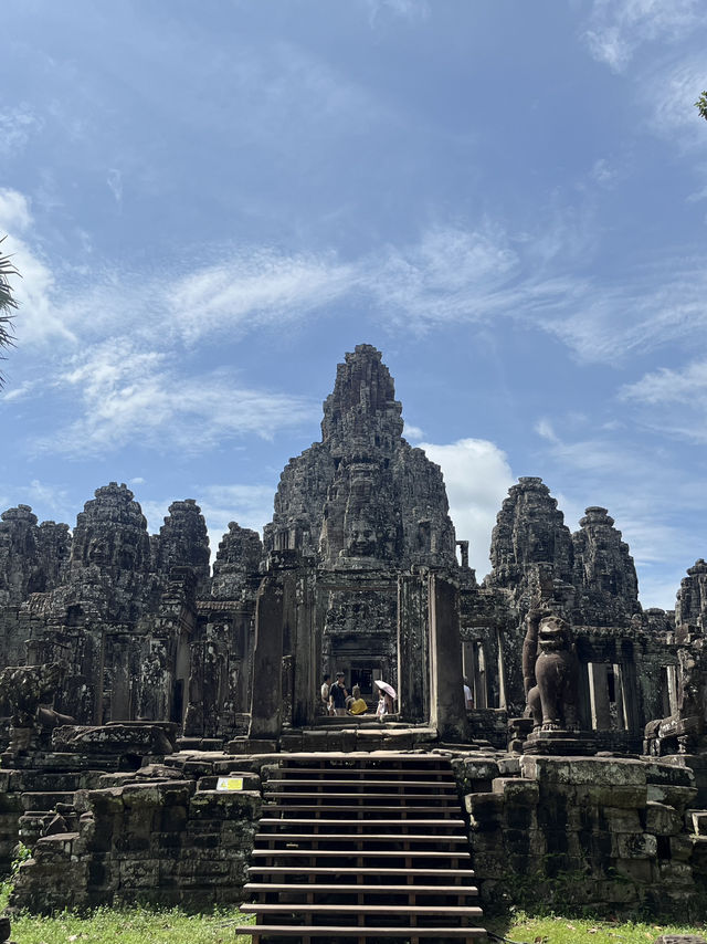 🛕 Bayon Temple — The Stone Faces of an Empire