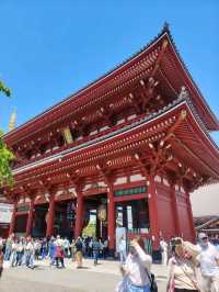 “From Giant Lanterns to Tiny Dolls: A Soulful Stroll Through Asakusa