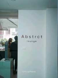 Abstrct Lounge