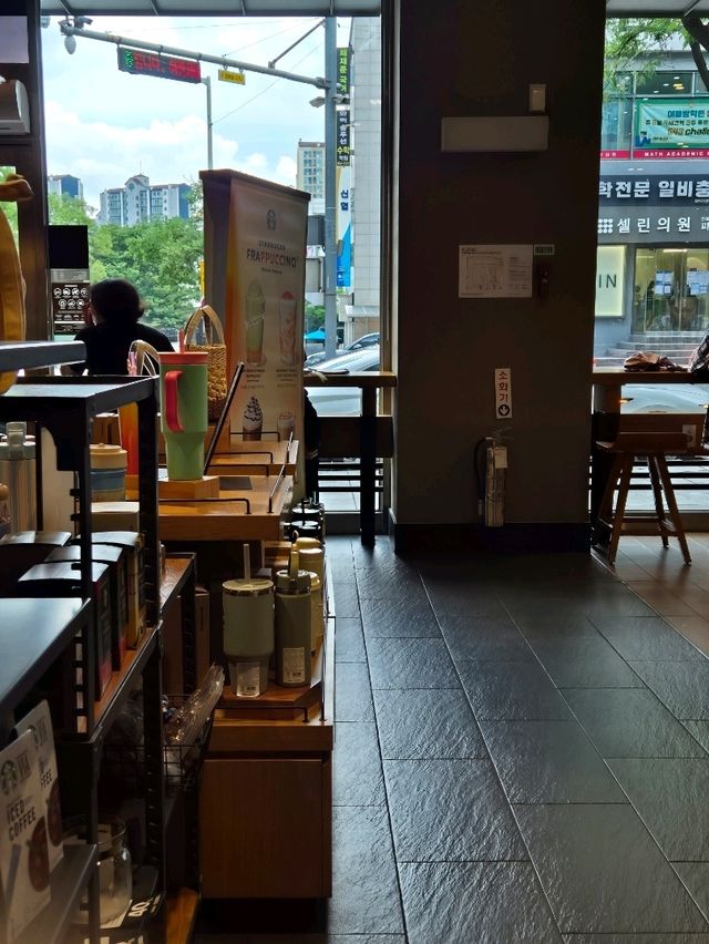수지도서관 근처 스타벅스💓