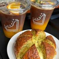 🌀 S-Curve Specialty Coffee Café
