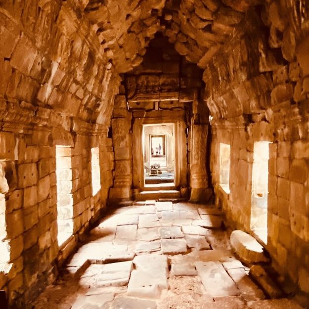 🌿 The Enchanted Ruins: Solo Trip to Preah Khan Temple! 🏛️