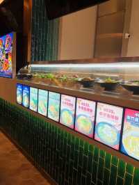 酒店🏨入邊的food court價錢非常親民