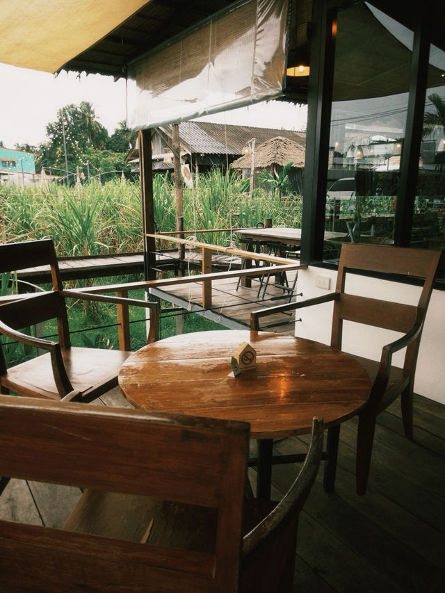 จำเลยรัก คาเฟ่