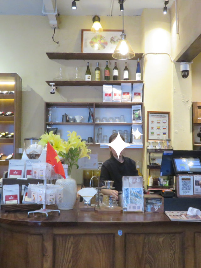 ☕ Bancông Cafe & Restaurant – Hanoi Old Quarter ☕ Bancông Cafe & Restaurant – Hanoi Old Quarter