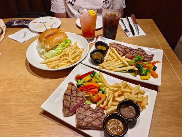 新莊宏匯，TGI FRIDAYS星期五美式餐廳