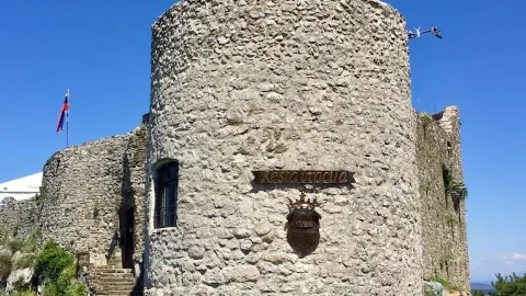 Grad Socerb – Castle Overlooking the Karst and Coast — traveler post in Koper