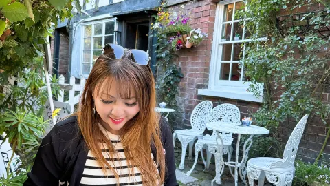 Enjoy authentic English afternoon tea in a medieval town — traveler post in Rye