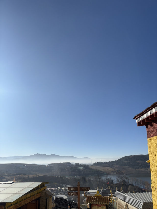 Songzanlin – พระราชวังโปตาลาแห่งแชงกรีล่า 🏔️ Songzanlin – พระราชวังโปตาลาแห่งแชงกรีล่า 🏔️