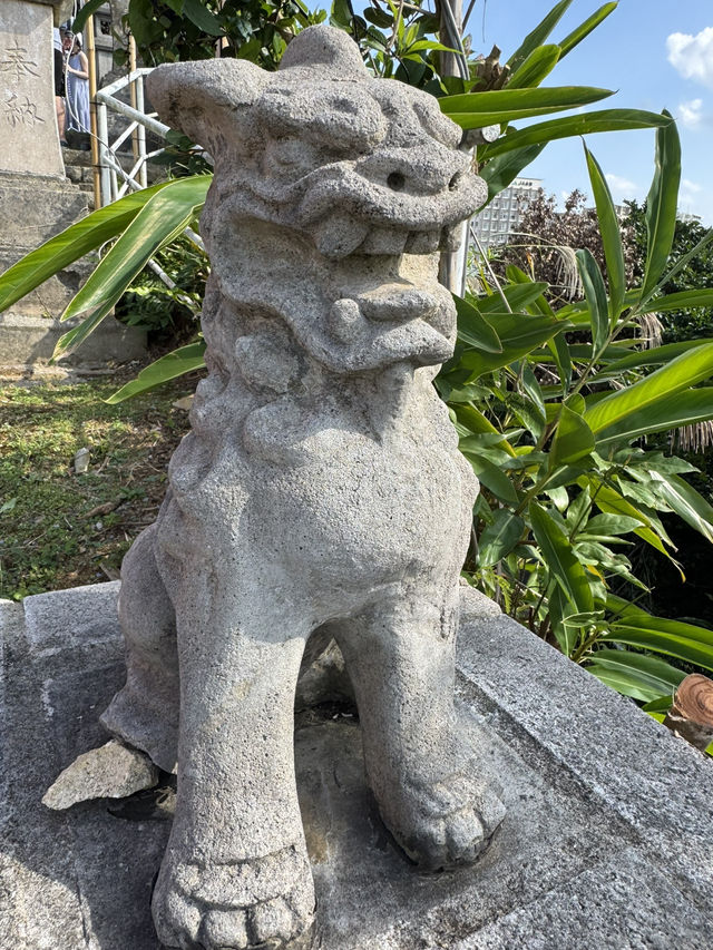 沖繩|龍宮石碑——天照大御神與久男久女龍神並祀,惠比須大神共鎮,天地交織的守護之境 沖繩|龍宮石碑——天照大御神與久男久女龍神並祀,惠比須大神共鎮,天地交織的守護之境