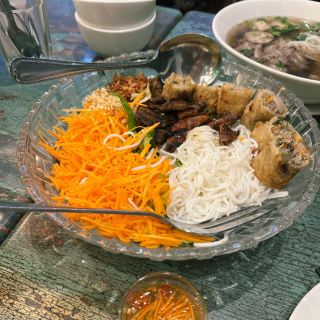 フィリピン ベトナムのグルメ・レストラン 1位, Phở Hōa