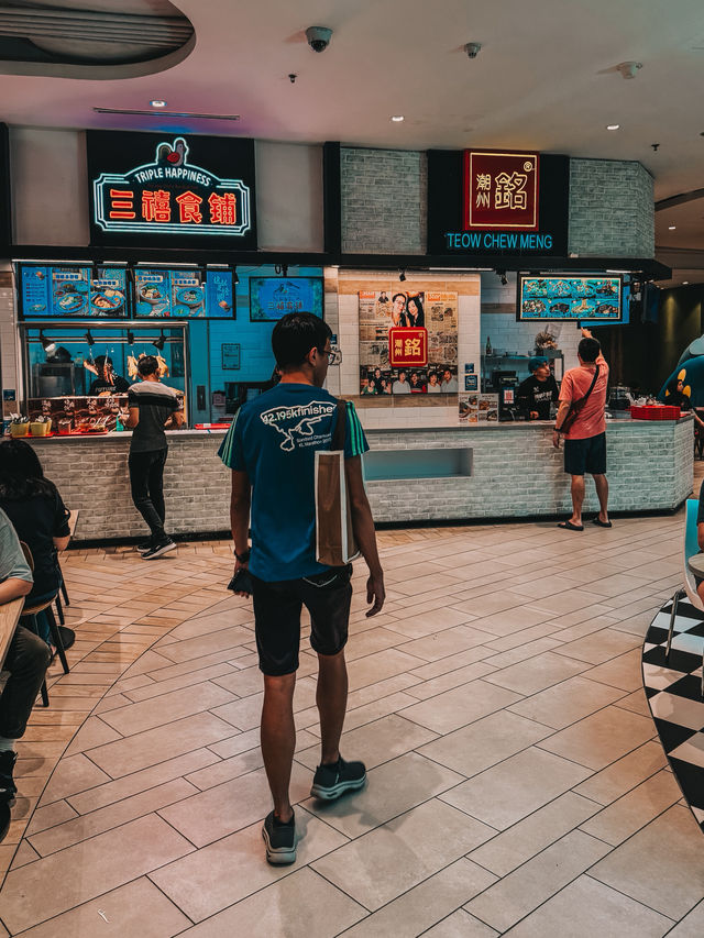 A Local Feast Under One Roof — Foodies’ Nest Food Court @ Starling Mall