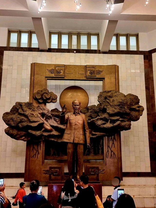 베트남 하노이 여행 필수코스! 호찌민박물관 베트남 하노이 여행 필수코스! 호찌민박물관